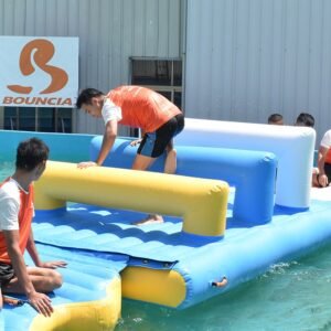 水中公園用バウンシア・オン・ウォーター障害物コース--ハードル01