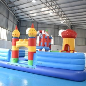 子供のための膨脹可能な水運動場: 城及びスライド -- 楽しい都市 05