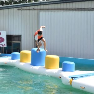 カスタマイズされたオープンウォーター用浮遊障害物コース--ファンピラーズ01