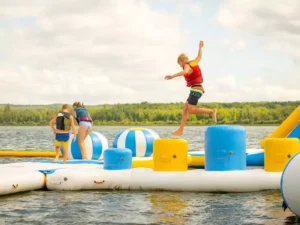 visitors-enjoy-the-commercial- floating-water-park-equipment