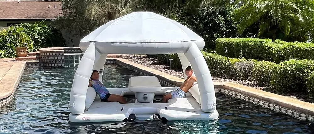 lightweight-floating-cabana-in-resort-lagoon