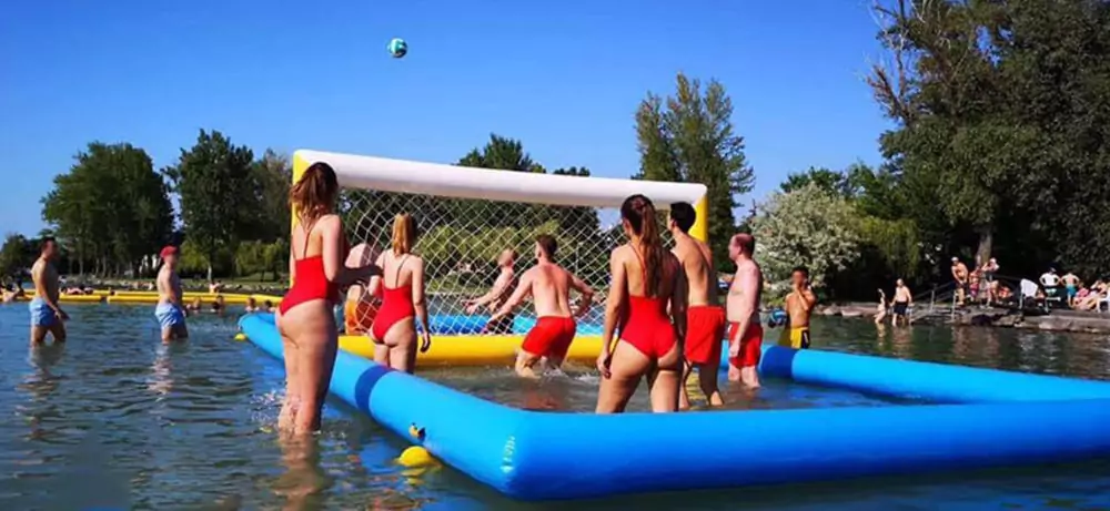 inflatable-volleyball-court-in-action-at-a-water-park