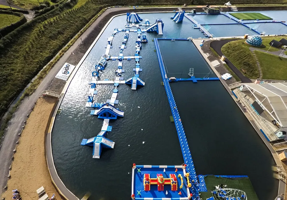 floating-dock-route-in-commercial-inflatable-water-park