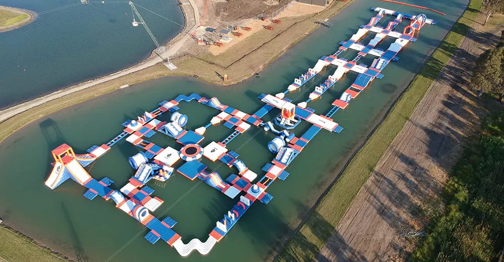 large-scale-commercial-inflatable-water-park-layout