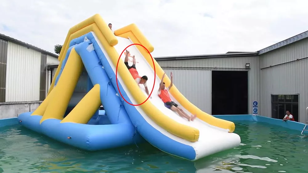 risky-behavior-on-Inflatable-Aqua-Park