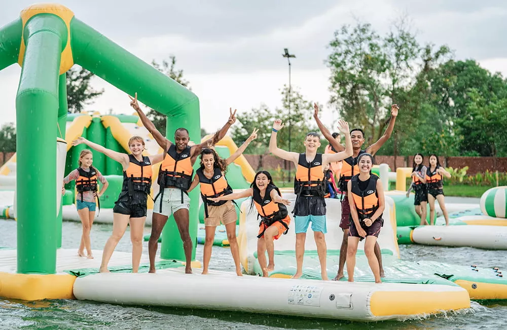 floating-water-park-group-customers