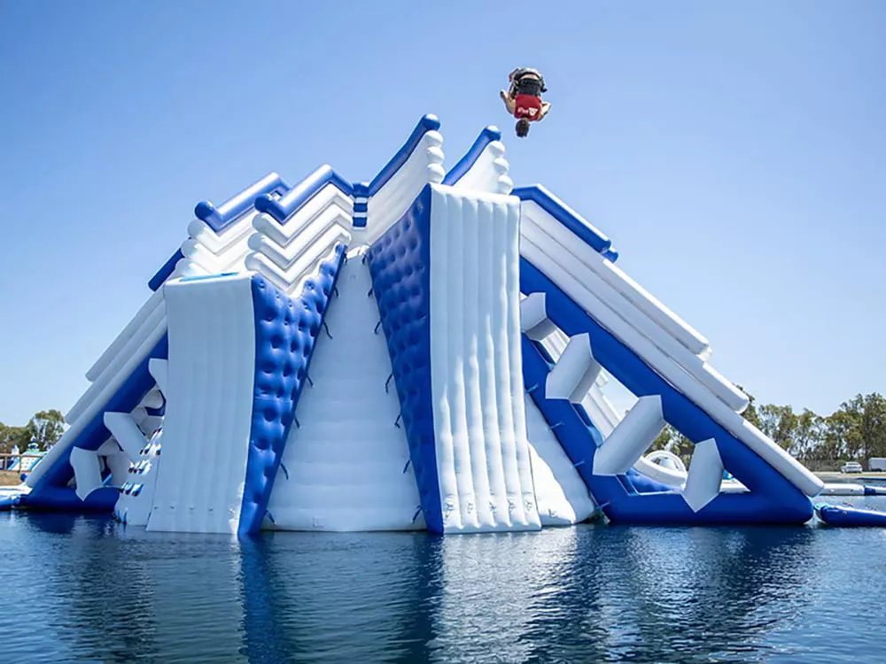 inflatable-water-park-jumping-system