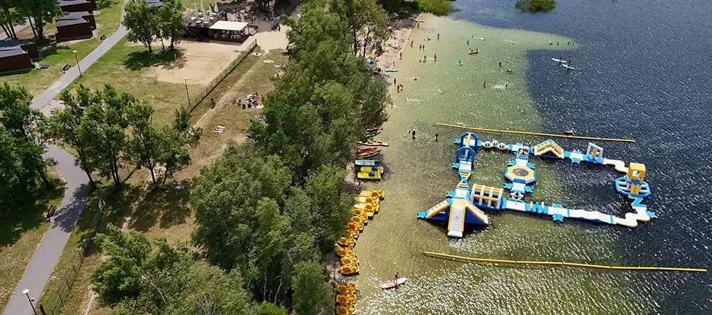 inflatable-floating-water-park-water-level-safety-check