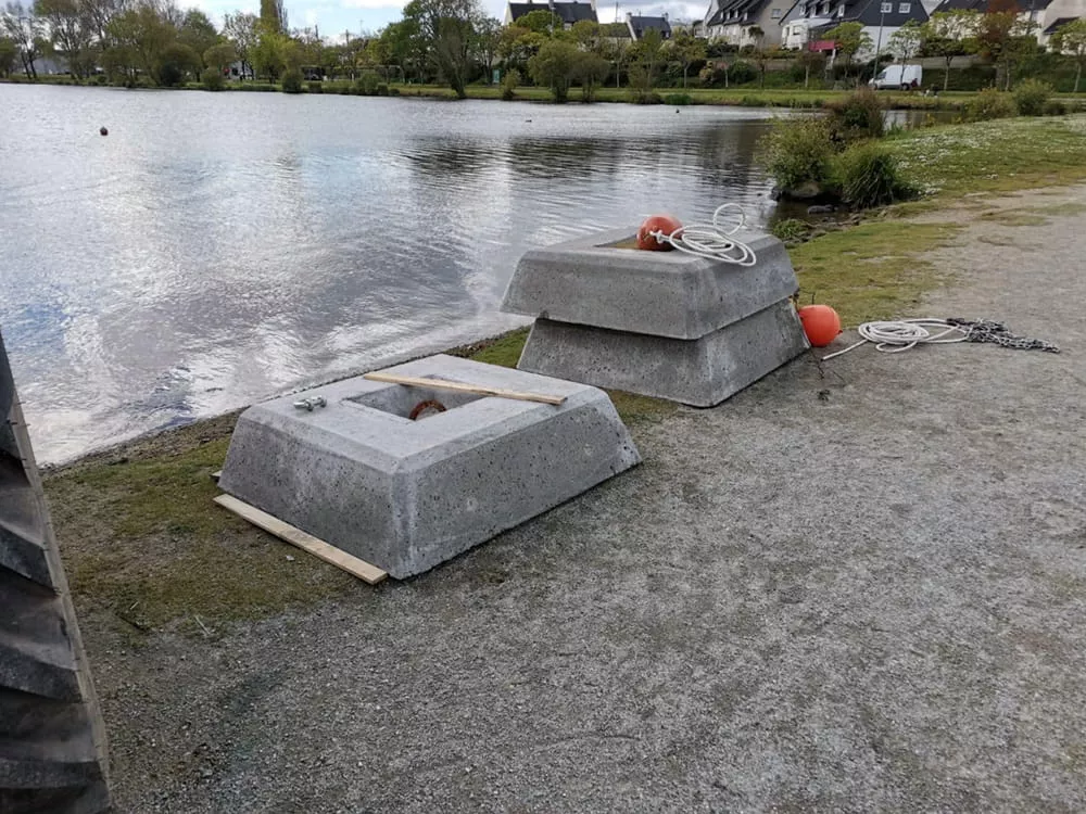 inflatable-aquapark-accessories-for-site-anchoring